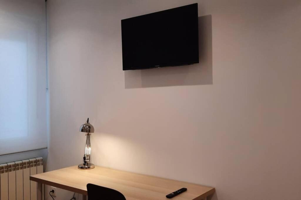 Apartamentos Milan 2 Οβιέδο Εξωτερικό φωτογραφία