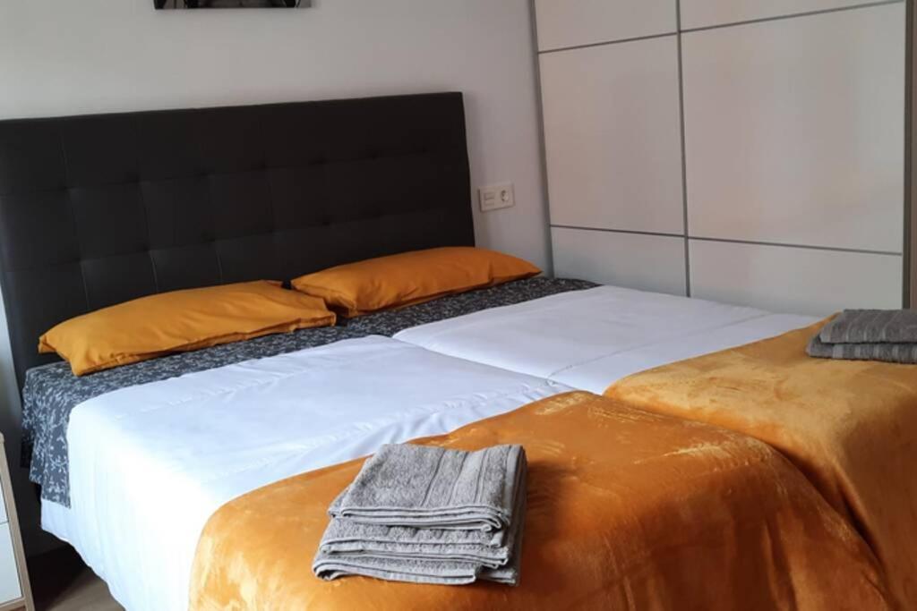 Apartamentos Milan 2 Οβιέδο Εξωτερικό φωτογραφία